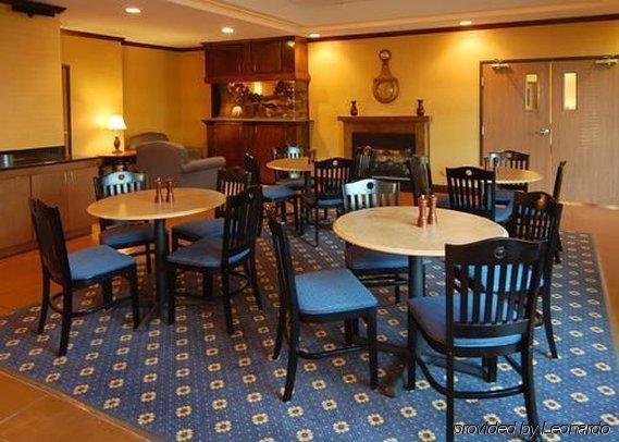 Holiday Inn Express & Suites Buford Ne - Lake Lanier By Ihg Restaurant bilde